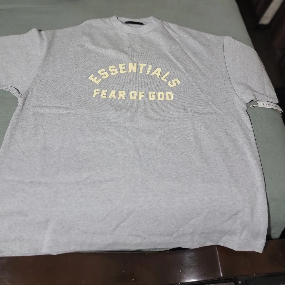 Gray Essential Oversized Shirt - Picture 4 of 4